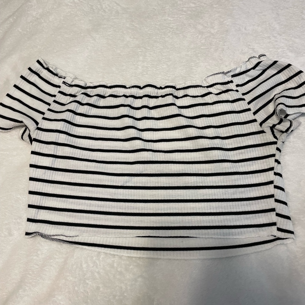 Cute crop top